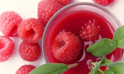 کیا راسبیری کے عرق میں کاربوہائیڈریٹ ہوتے ہیں؟